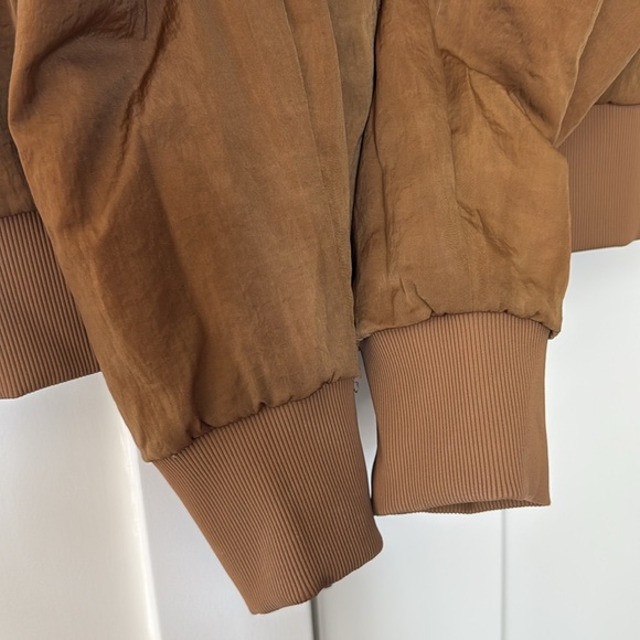 Lululemon Non-Stop Bomber Jacket Reversible Cropped Hip Length Tan Frontier 6 - Picture 13 of 14